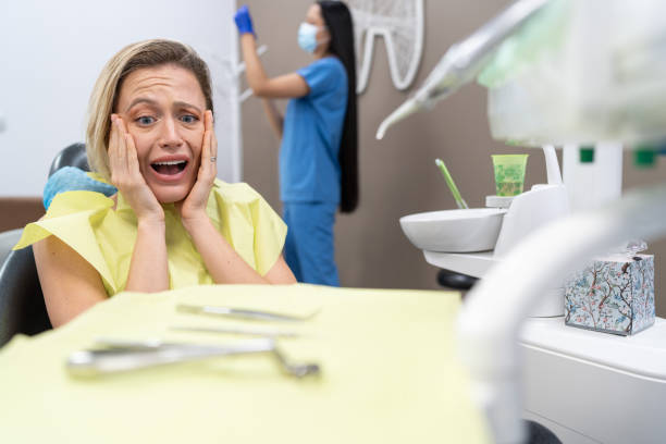 Best Cracked Tooth Emergency Dentist  in Rainbow Lakes Estates, FL